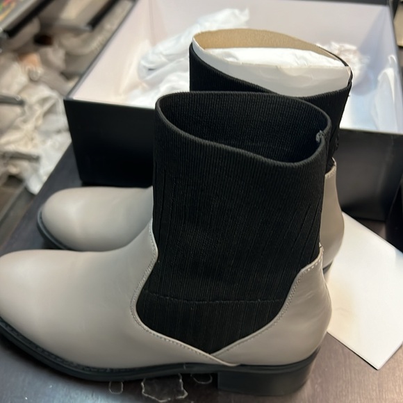 Maud Frizon Chelsea Leather Boots 38 - Picture 5 of 16